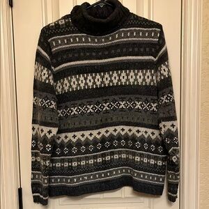 Womens petite Patterned Sweater - Black and Gray